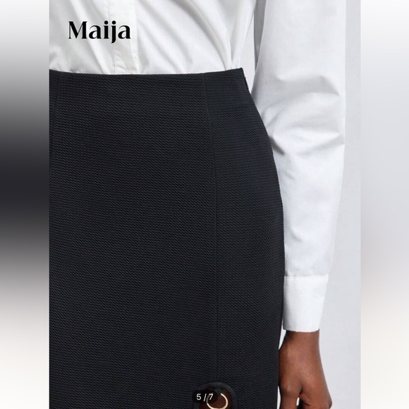 Maija Women's Metallic Ring Decorated slit skirt black Sz 8/10 (L) - Picture 4 of 6